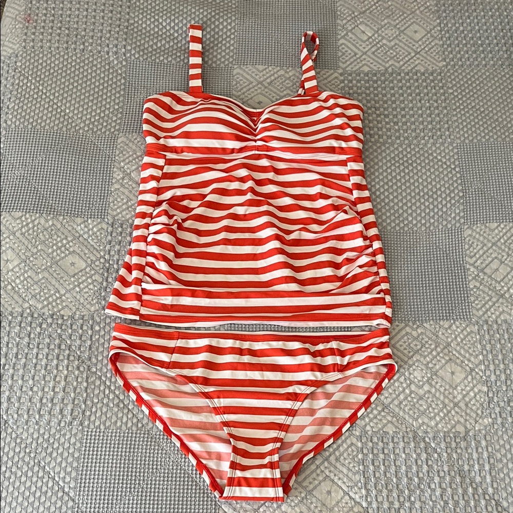 Beach Bump Women’s Orange and White Swimsuit Size M